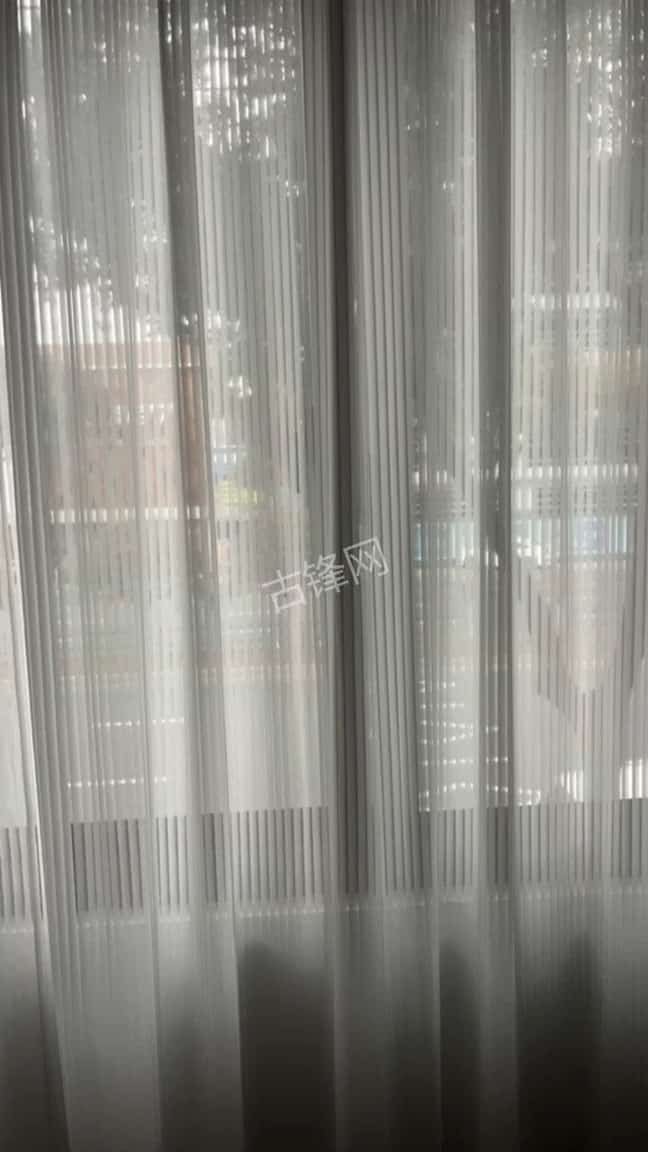 东港窗帘安装师傅电话_东港窗帘定制安装配送公司