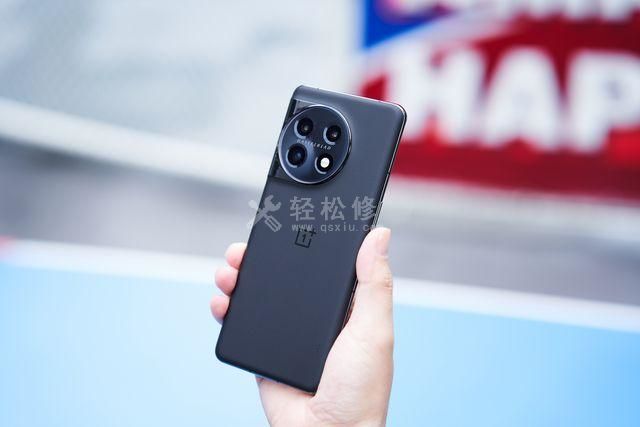 如何查看一加手机的电池容量？